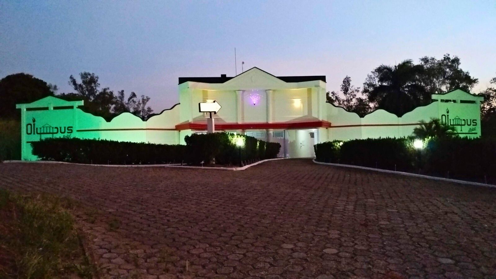Fachada Motel Olympus